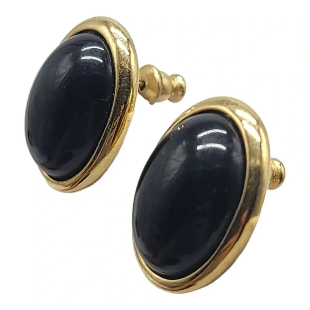 Trifari 1980s Gold Tone Oval Black Acrylic Cabochon Post Earrings Vintage